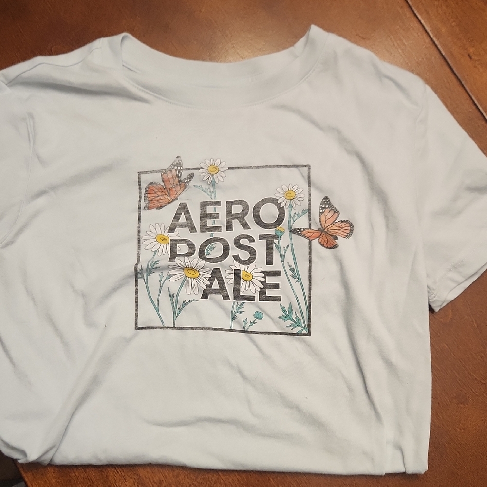 Aeropostale White Graphic T-Shirt